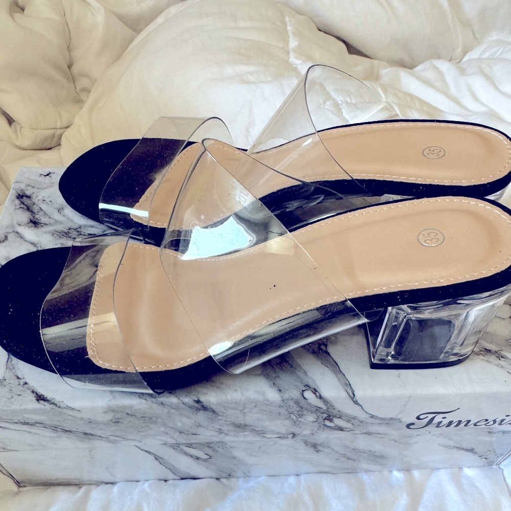 Timesize Sparkly clear dress up heel size 35